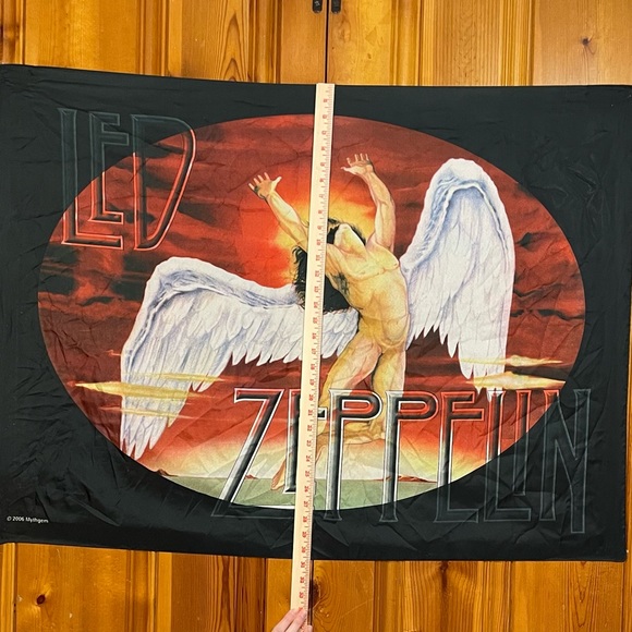 Led Zeppelin Tapestry Decor Rock-N-Roll Wall Hanging Textile Music Memorabilia 🎶 - Picture 5 of 6
